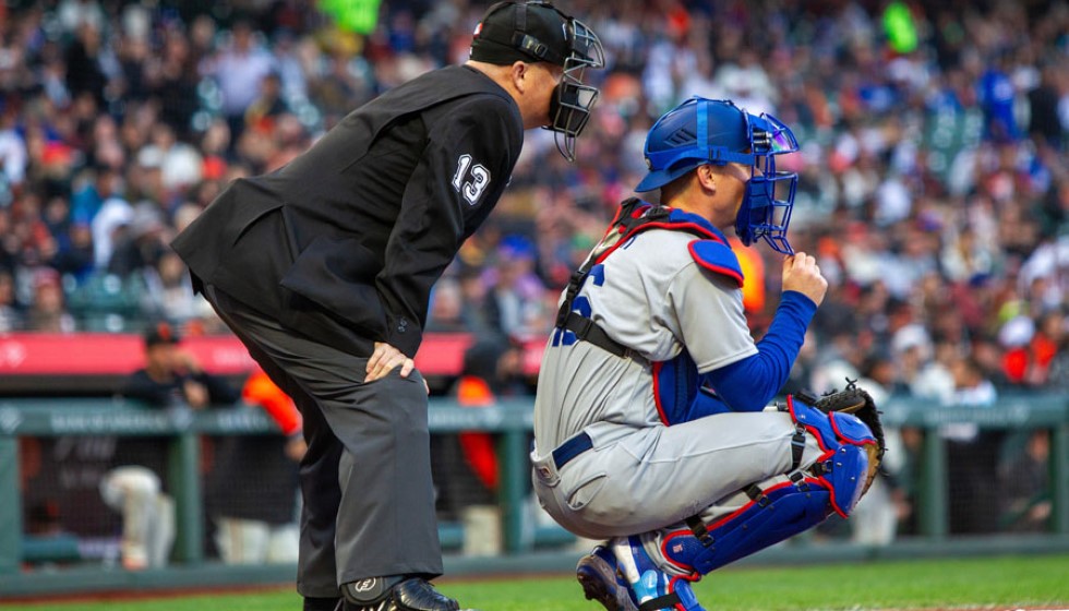 Mets Dealt a Blow with Lindor's Exit in 2-1 Loss to Phillies